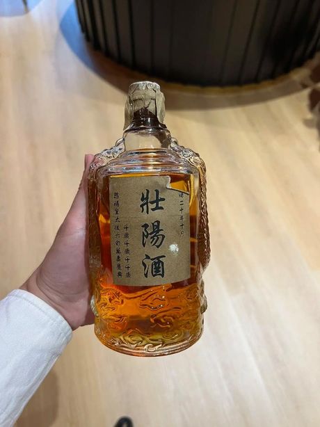 壮阳酒：孩子气的男人们的好伙伴